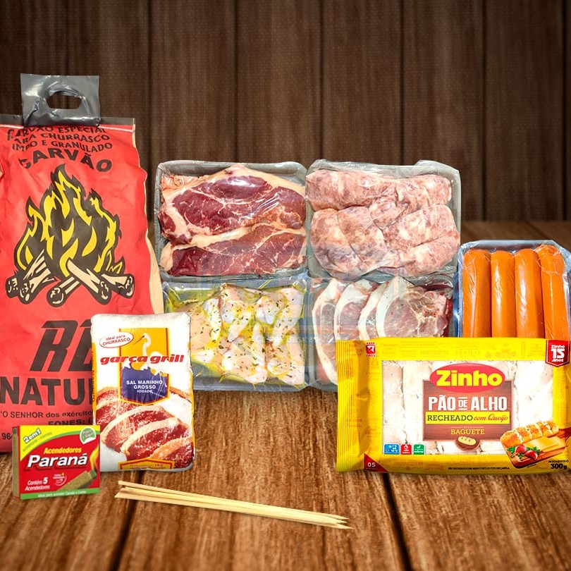 Kit e itens a parte vão (Descongelados), só acender a churrasqueira e assar!  500 Gr. De Contra Filé  500 Gr. Linguiça Suína 500 Gr. Drumet (Temperado) 500 Gr. Carne Suína (Temperada) 500 Gr. Salsichão  1 Pct. Pão De Alho 1 Pct. Sal Grosso 1 Acendedor De Carvão 2,5 Kg. De Carvão