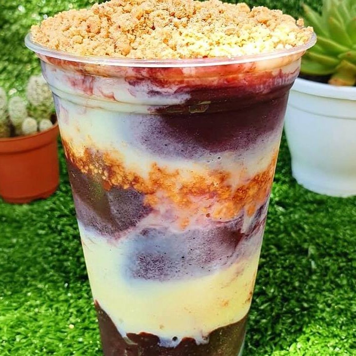 ** este item está incluso creme de Ninho, amendoim, paçoca e Leite Moça ** livre para adicionar outros complementos grátis** Açaí cremoso, leve, feito pra combinar com todos os complementos. Organico sem agrotóxico nas opcões de 300ml, 400ml, 550ml e 1litro. As imagens são reais e ilustrativas. A montagem do copo será de acordo com os itens escolhidos. #açaíteria #açaí #açai #natural #vegano# #vegetariano #saudável #saudavel #sobremesa