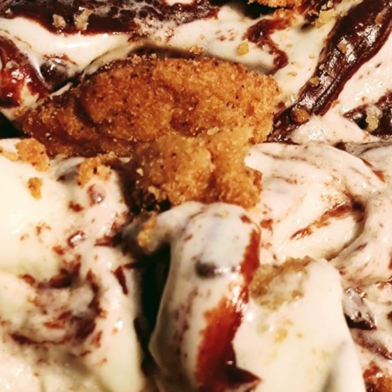 Para os amantes de cookie, trouxemos essa novidade extremamente deliciosa. A qualidade do nosso sorvete artesanal com maravilhosos pedaços de cookie crocantes mesclados no sorvete, é de dar água na boca !!