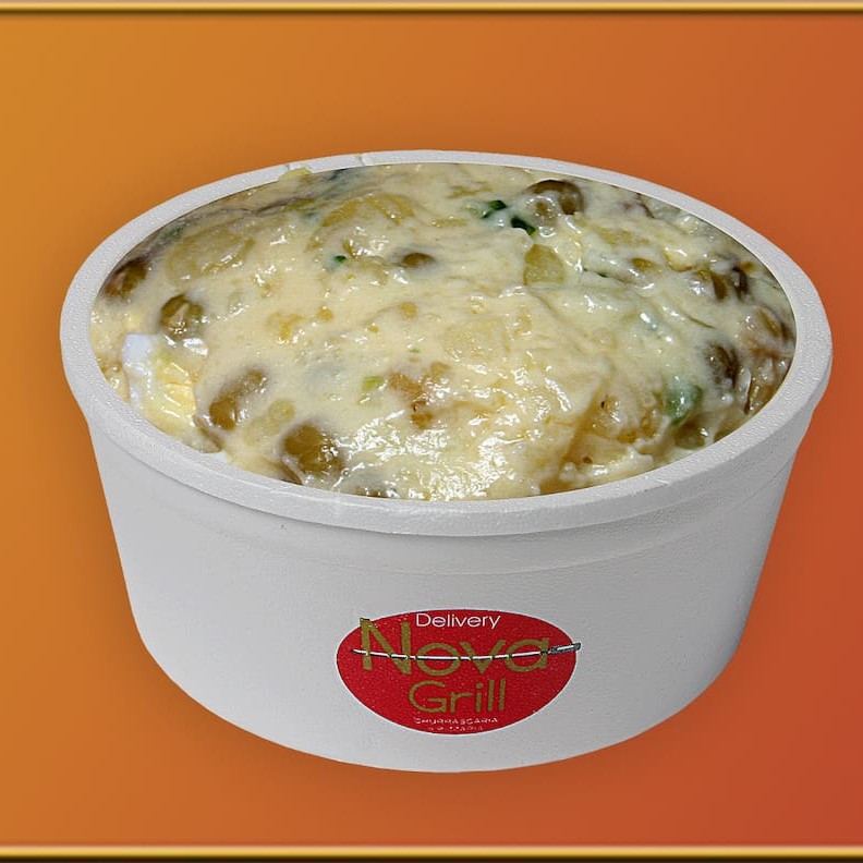 Marmita (480g) de salada de maionese ( batata, cenoura, ervilha, milho, maionese e salsinha)