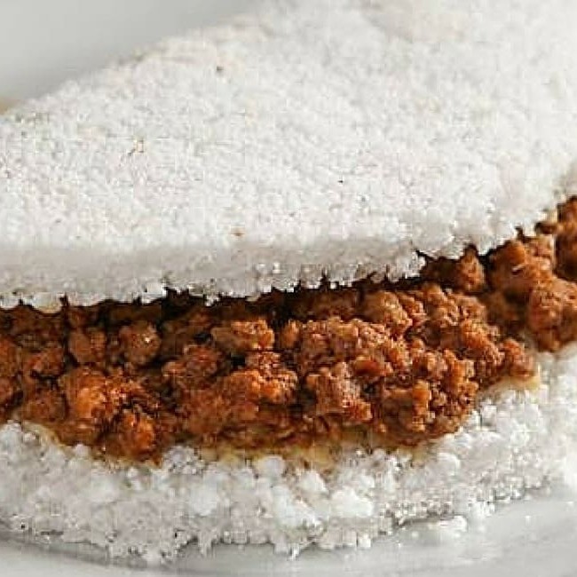 Tapioca de fabricação própria, super recheada com carne moída magra  refogada com tempero da casa, mais 1 queijo e 5 acompanhamentos de sua preferência!  #acai #crepe #tapioca #salada #natural #fit #lowcarb #jardimcrepetapioca #lanche #francesa #crepesalgado #crepedoce #tapiocasalgada #tapiocadoce #Catupiry #frango #carneseca #costelabovina #camarão #salmão #salame #presunto #calabresa #peitodeperu #docedeleite #Nutella #romeuejulieta #chocolate #kinderbueno #Milka #nestle #lacta #pizza #hamburguer #artesanal