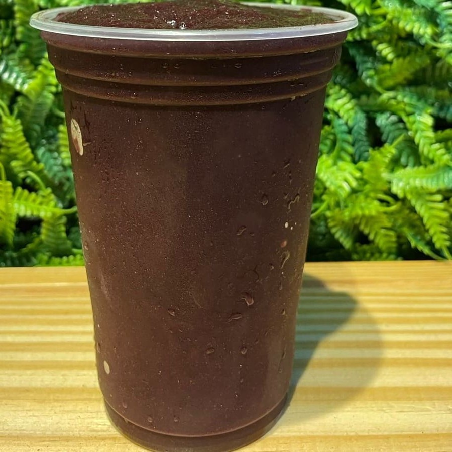 Tem direito a escolher 1 calda e até todos os complementos comuns