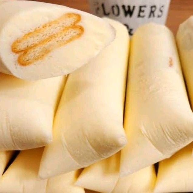 """Sacolé Gourmet de Pavê: a combinação perfeita de cremosidade e biscoito de maisena! Um sabor irresistível feito com leite Ninho, biscoito de maisena, creme de leite e muito mais. Enriquecido por saquinho para uma experiência ainda mais saborosa. Perfeito para qualquer hora do Dia!"".                                                                  Sacolé  Gourmet , Dindin Geladinho Gourmet , Chup- Chup , Juju , Flau , Laranjinha                  Cremoso , Deliciosos , Saboroso , Sobremesas , Doces , Promoção , 0800  Açaí  Sorvete Sobremesa"