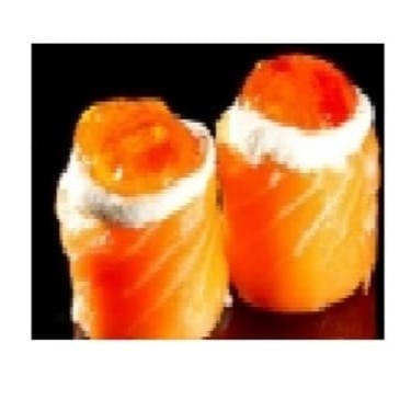 Salmão enrolado no arroz com cream cheese e geléia de morango