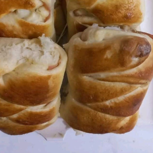 Mussarela mas molho de pizza ma presunto e molho de pizza e orégano