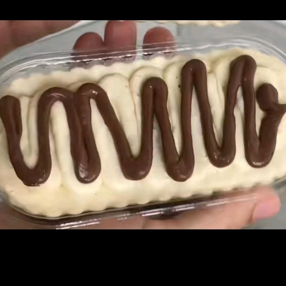 Creme de Ninho , biscoito de maisena, e Nutella