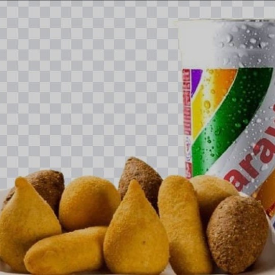 São 15 salgadinhos mistos + Guaravita bem gelado