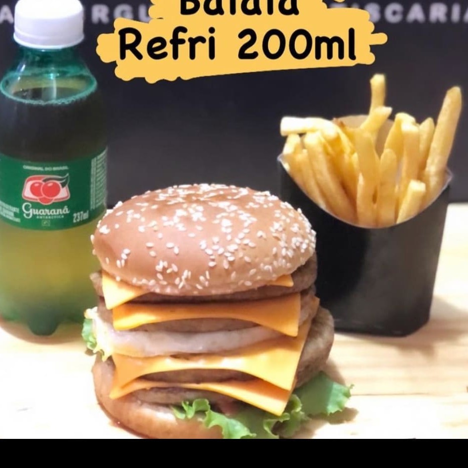 X-império (4 carnes, 4 queijos, ovo, bacon, salada, molho, batata palha) Batata Refri 200ml