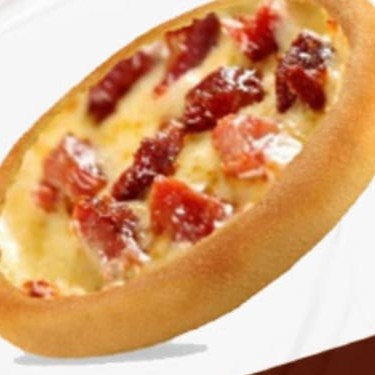 Muçarela, bacon e orégano