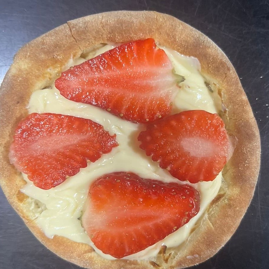 Chocolate sabor leite Ninho com morango