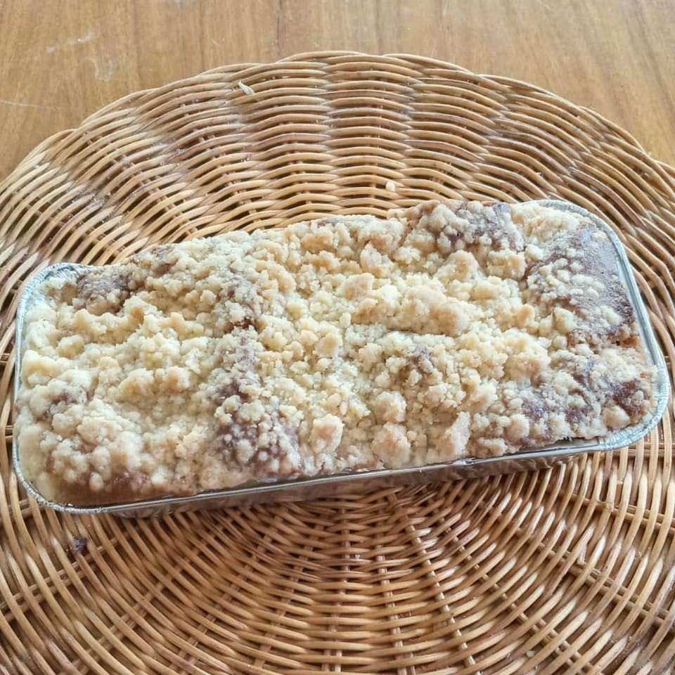 Delicioso bolo integral de banana com  (banana, aveia, soja, e especiarias); 300 g tamanho de bolo inglês,