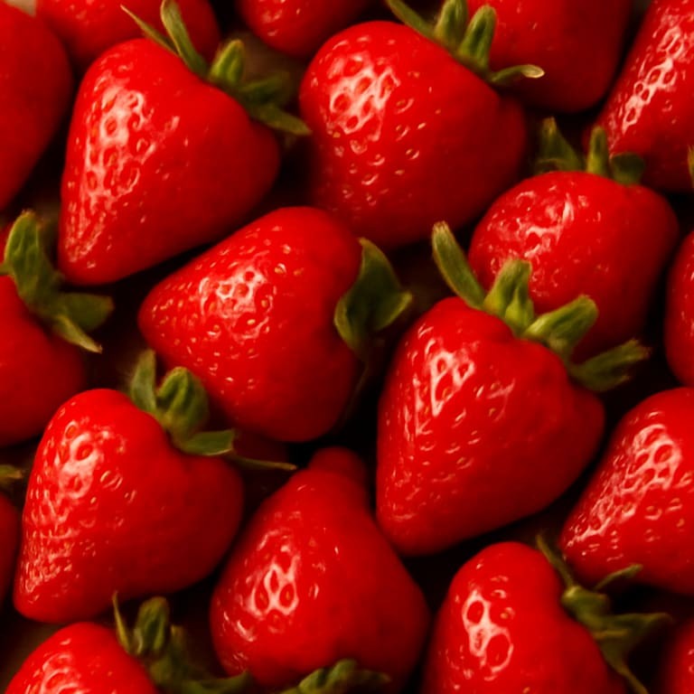 O queridinho dos sabores. Com morangos frescos, naturais e com muito amor!