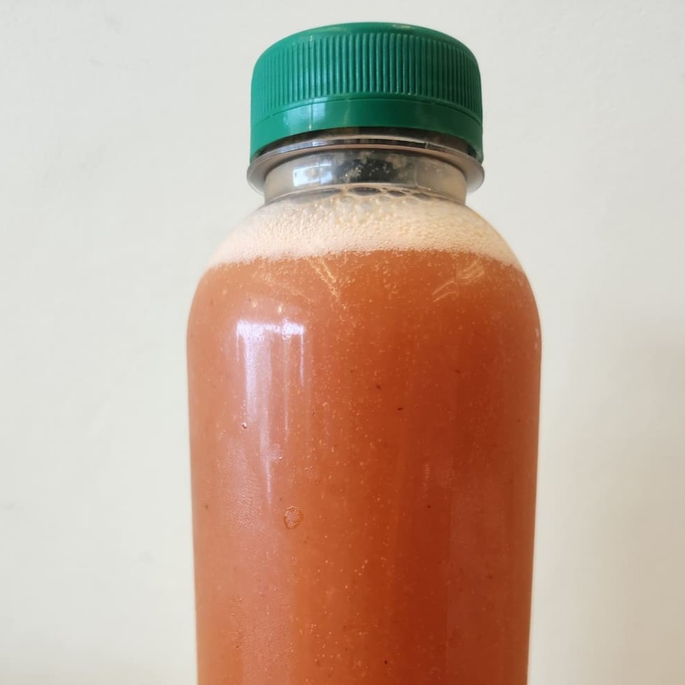 500 ml de Suco, feito direto da fruta e adoçado na medida para você!