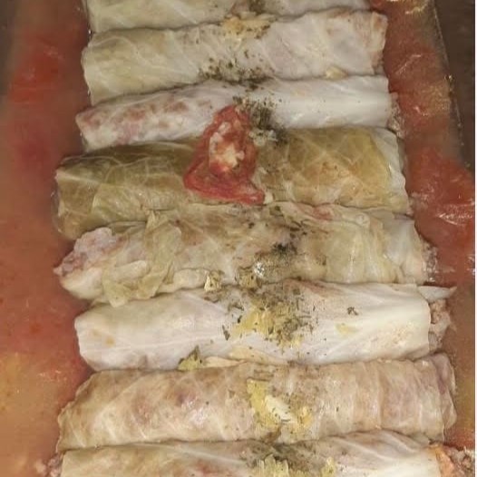 Com arroz e carne moida.