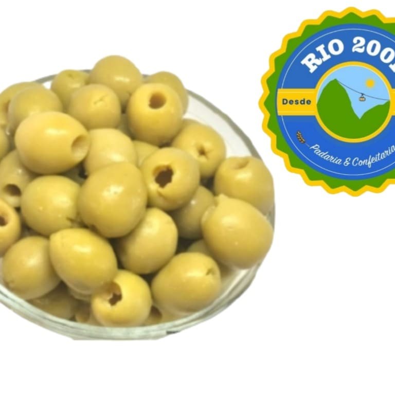 Delicie-se com nossa Azeitona Verde com Caroço, vendida a granel, em embalagem de 100 gramas. Cuidadosamente selecionadas, essas azeitonas são um verdadeiro tesouro da culinária mediterrânea, trazendo um sabor intenso e marcante que enriquece qualquer prato. Seu verde vibrante e seu caroço preservado garantem uma textura única e uma experiência gastronômica autêntica. Ideal para quem aprecia sabores fortes e inconfundíveis, nossas azeitonas verdes a granel são imperdíveis para os amantes da boa cozinha.