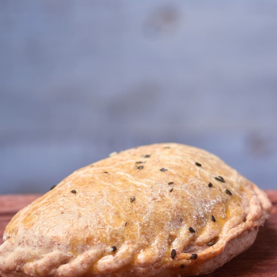 O nosso saboroso pastel! Sabores disponíveis: Camarão, Frango e Palmito