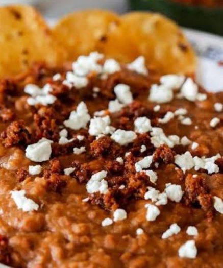 Taco Frijoles con Chorizo