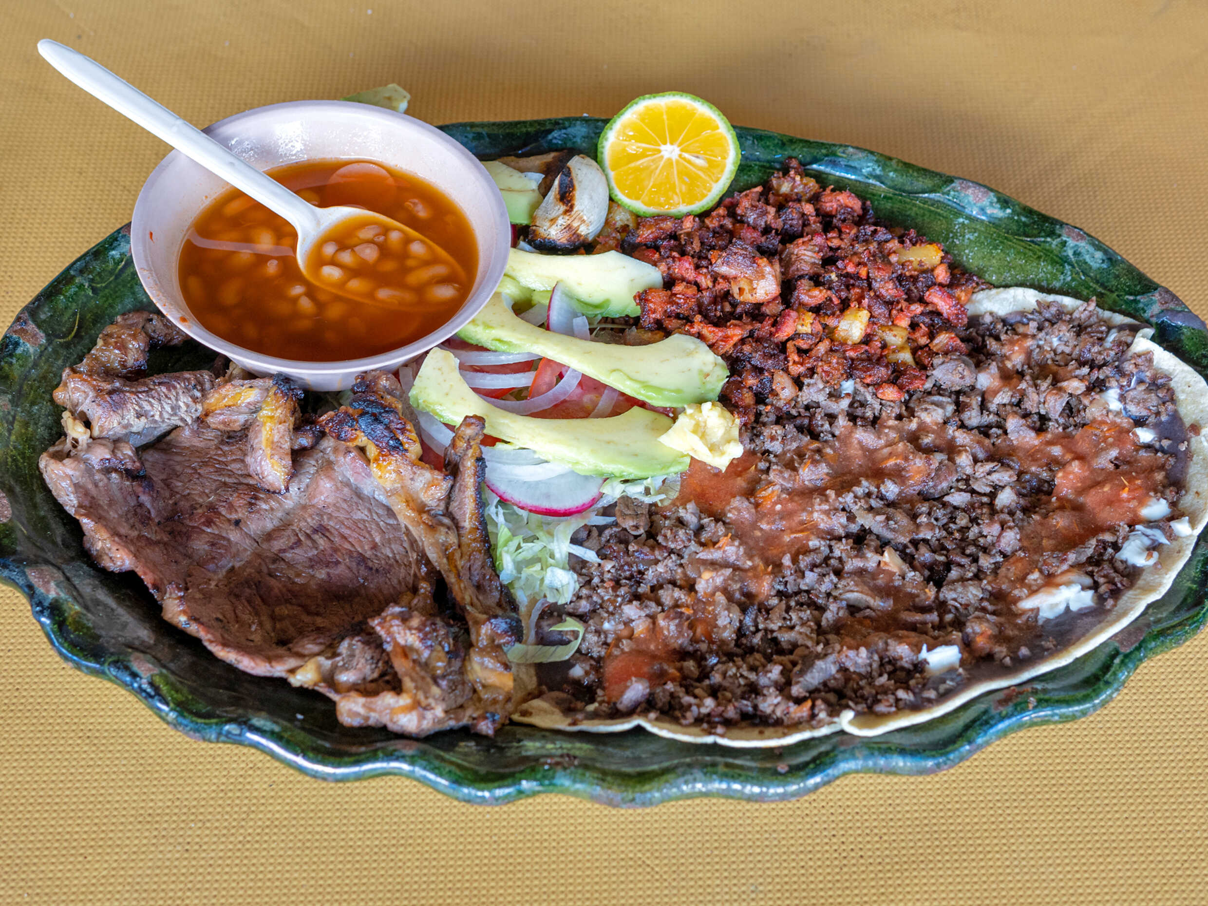 Huaraches Mixtos con 2 Carnes