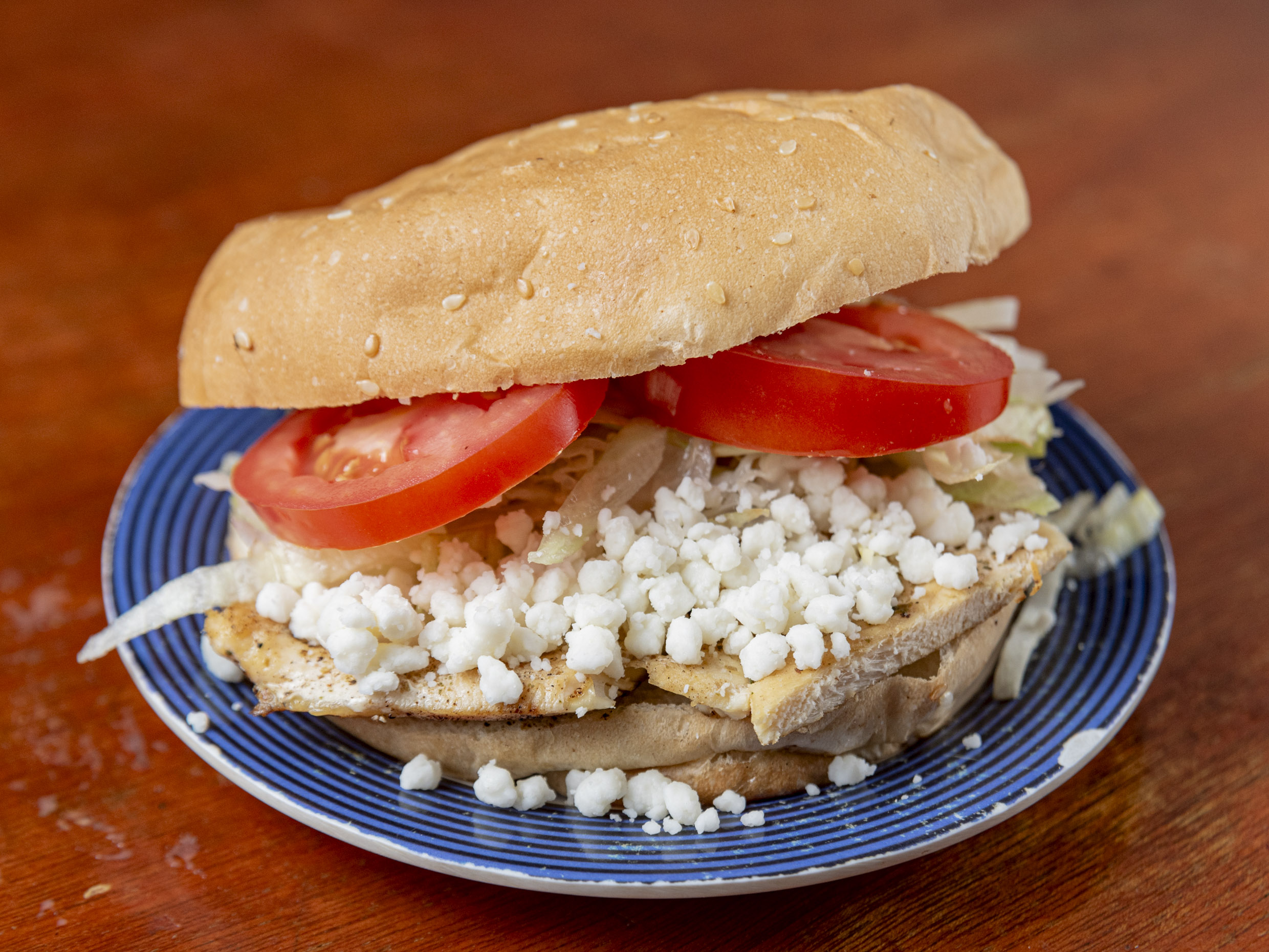 Hamburguesa de Pollo con Queso Blanco
