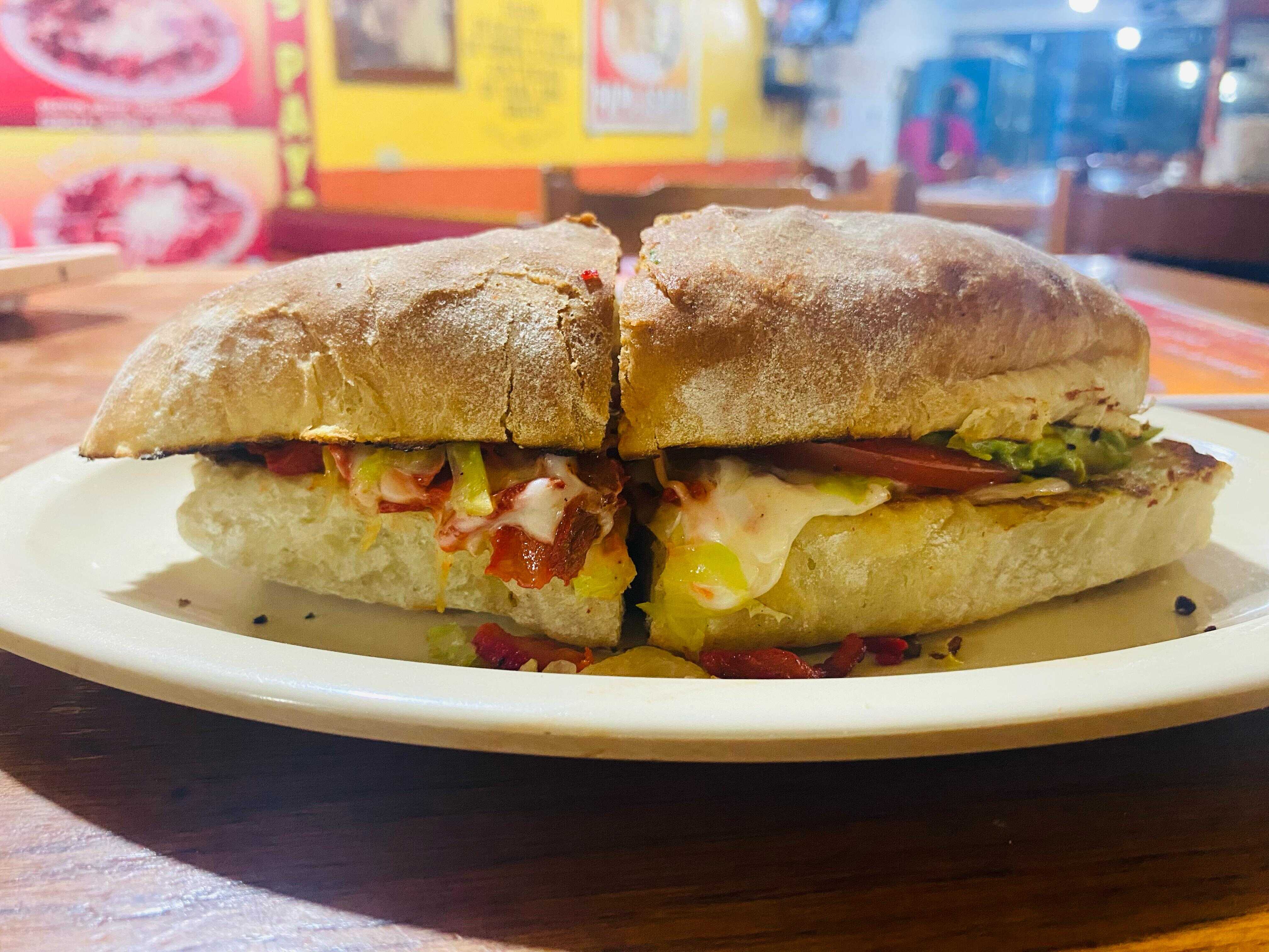 Torta de Bistec o Mixta