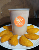 30 Empanadas + 2 Jugo de 32 Oz
