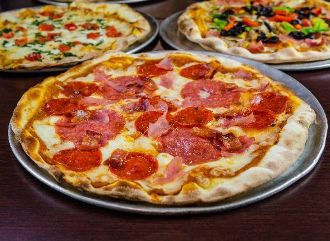 Pizza Carnívora MED 12"/2Per