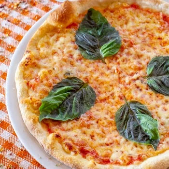 Pizza Margherita.