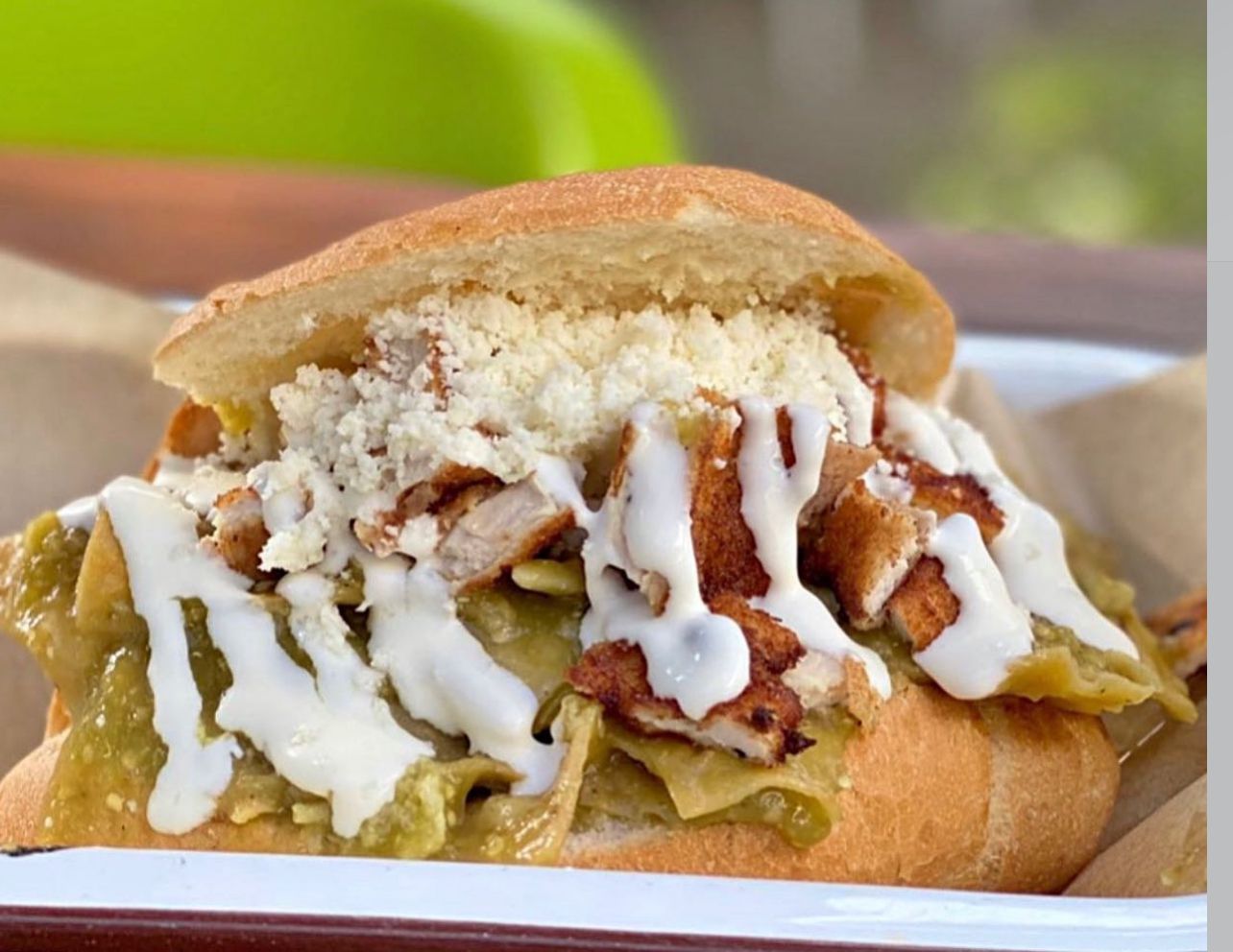 Torta Chilaquiles con milanesa