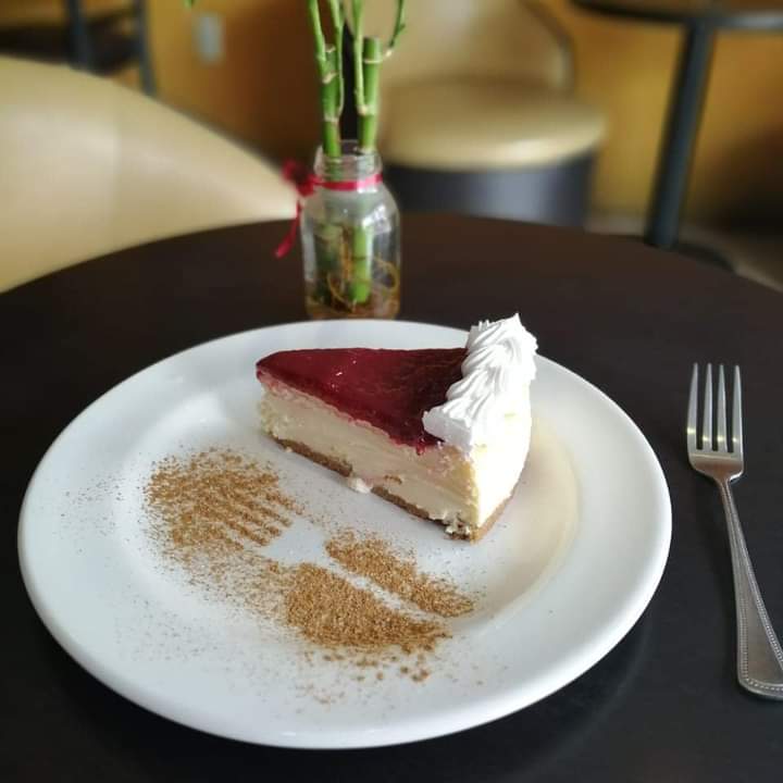Pastel de Queso con Zarzamora