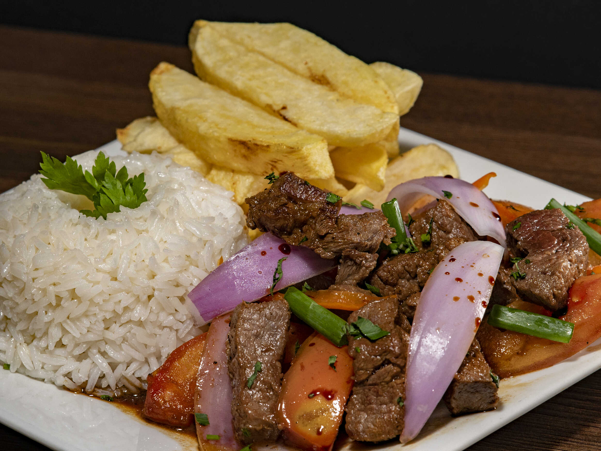 Lomo Saltado ( Cuadril )