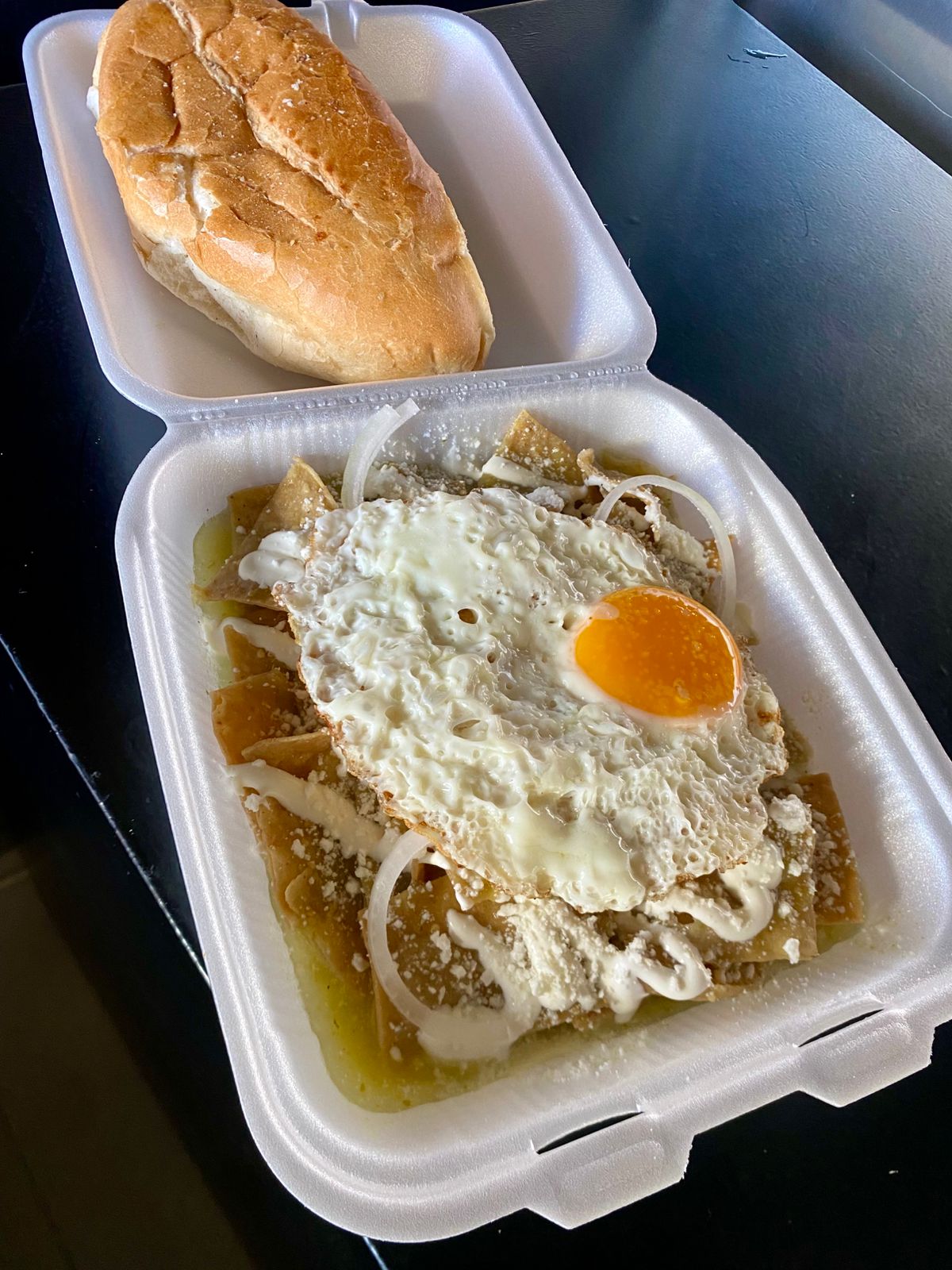 Chilaquiles con Huevo