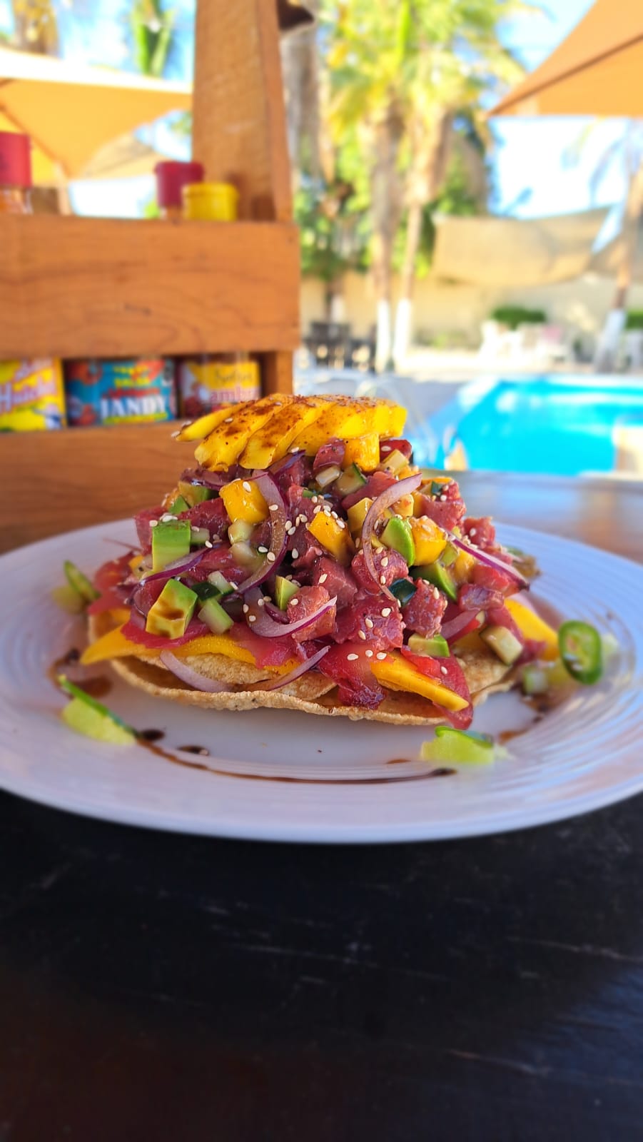 Tostada de Atún Tropical