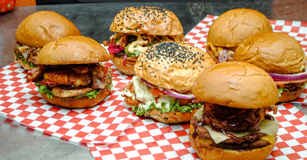 Combo-Hamburguesa Clásica Cheese más Papas