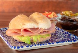 TORTA DE JAMON Y QUESO