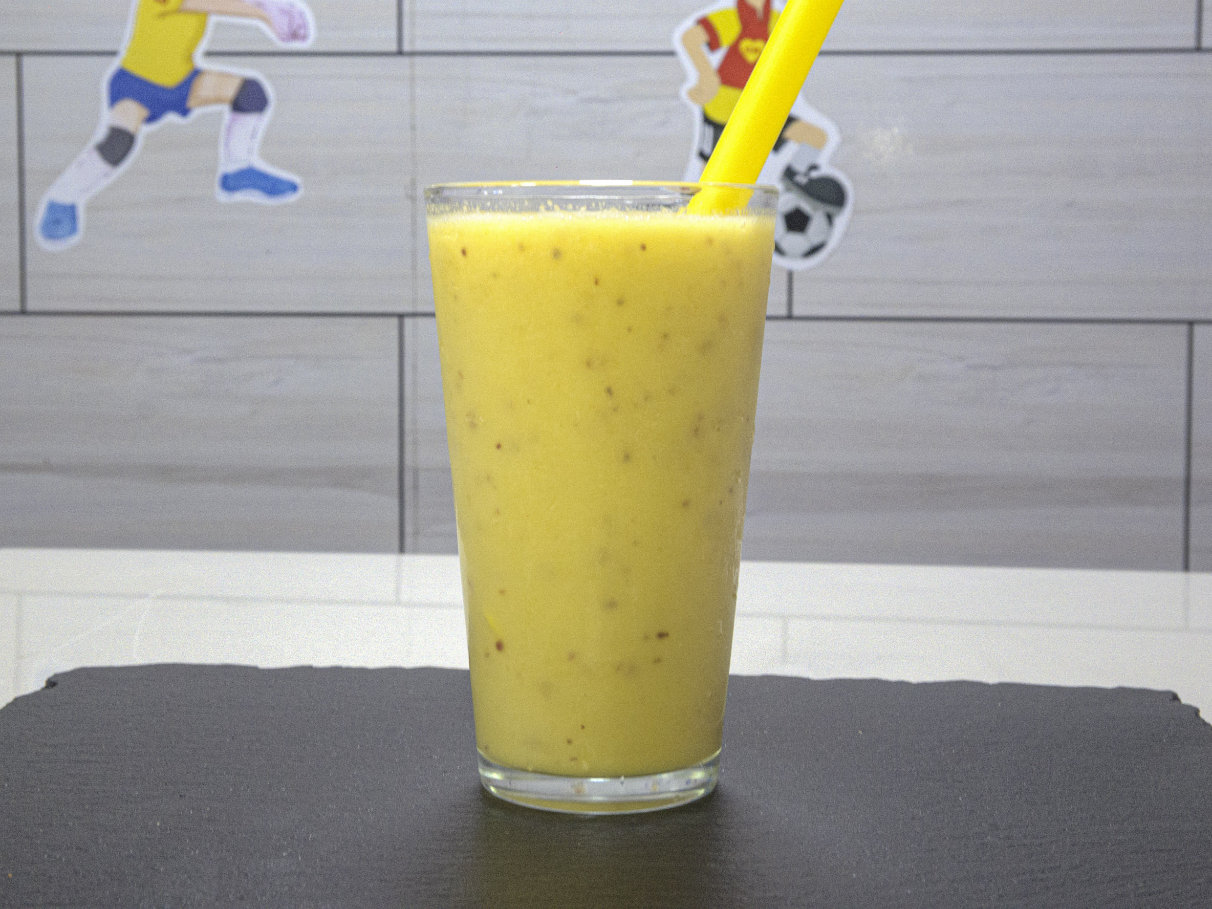 Kiwi-piña-mango