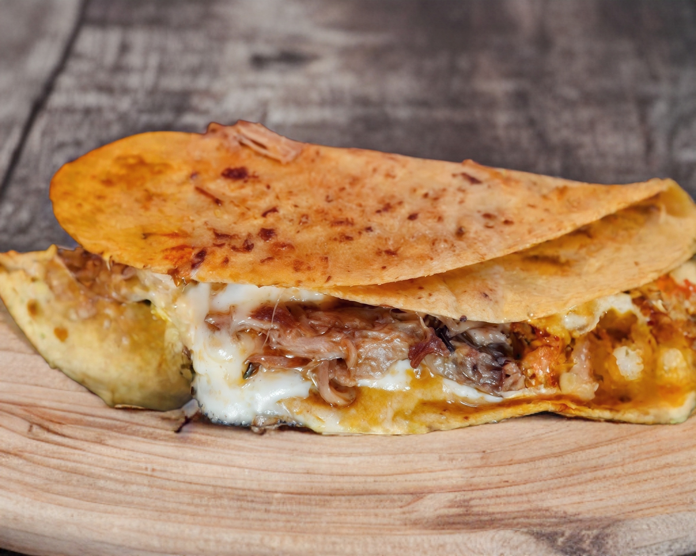 Cómbo Individual Quesabirria Jumbo 1/2 CONSOME.