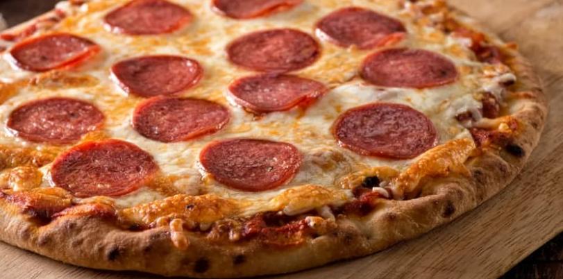 Pizza Mediana Especial + Coca Cola 1.5lt