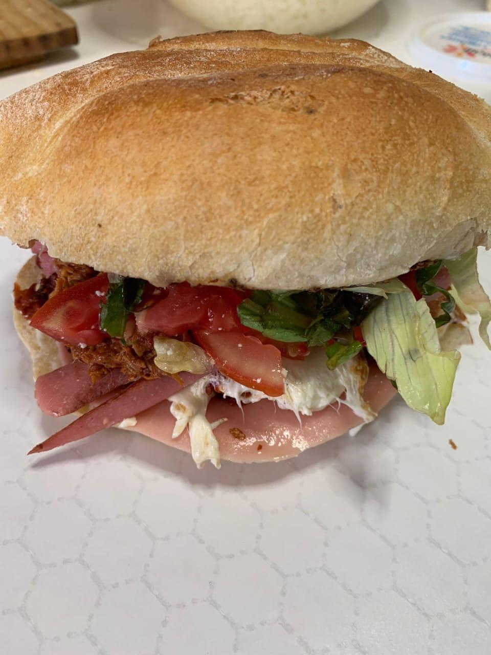 Torta Bistec y Choriqueso