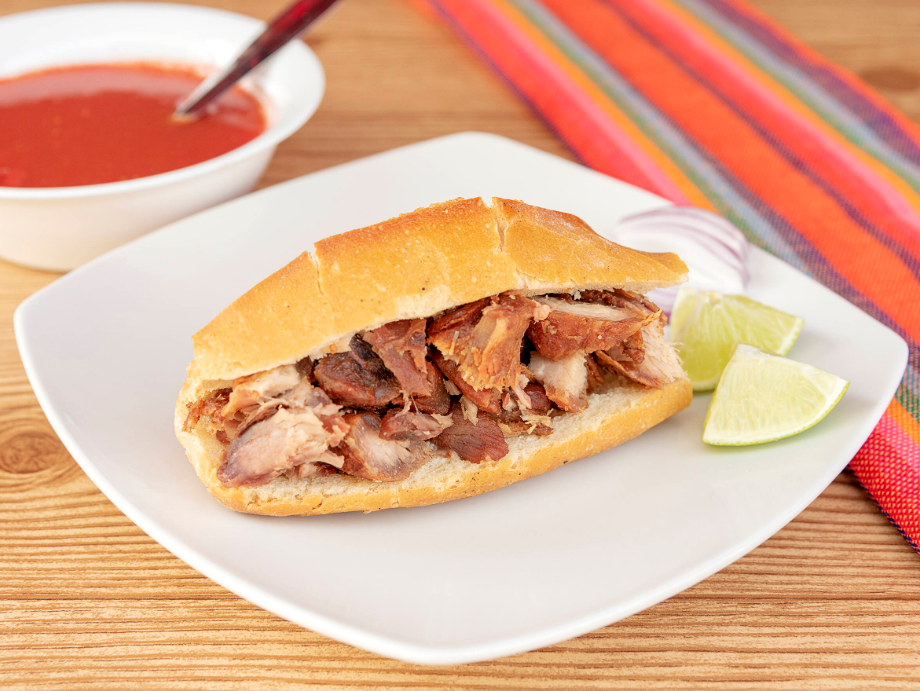 TORTA AHOGADA DE CHICHARRON