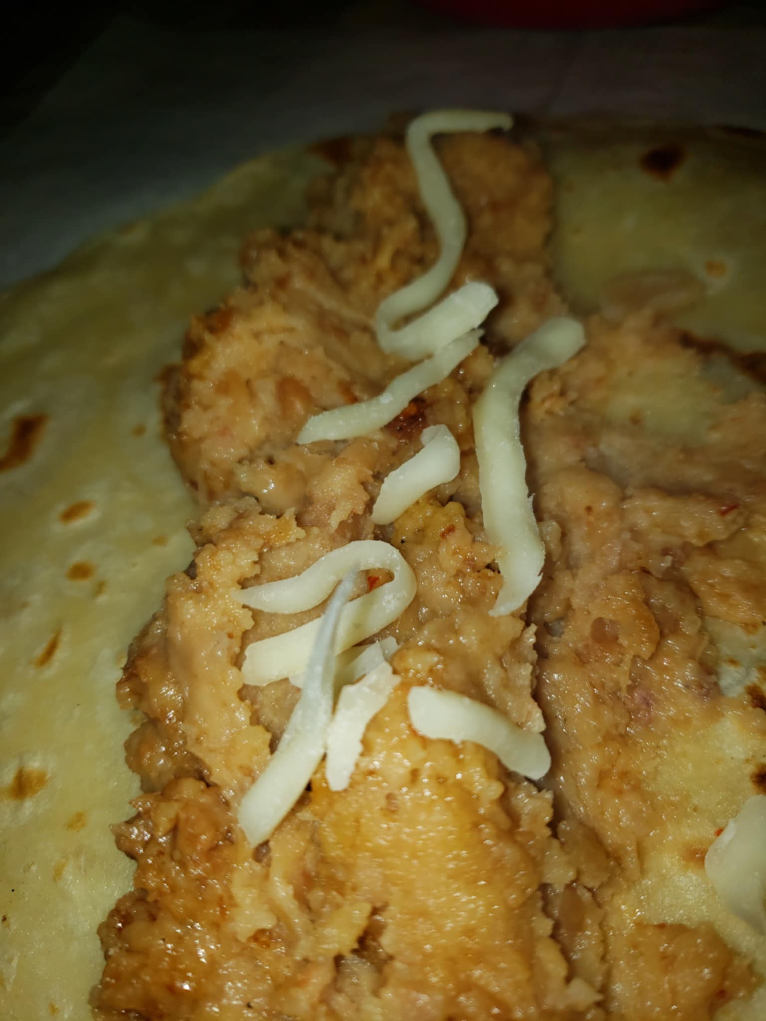 Taco de Frijol con Queso