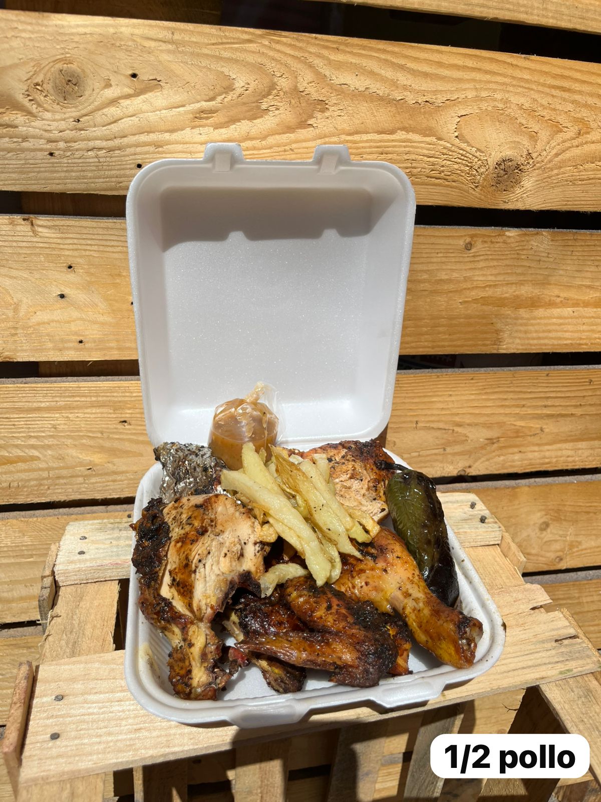 Combo Medio Pollo Jueves