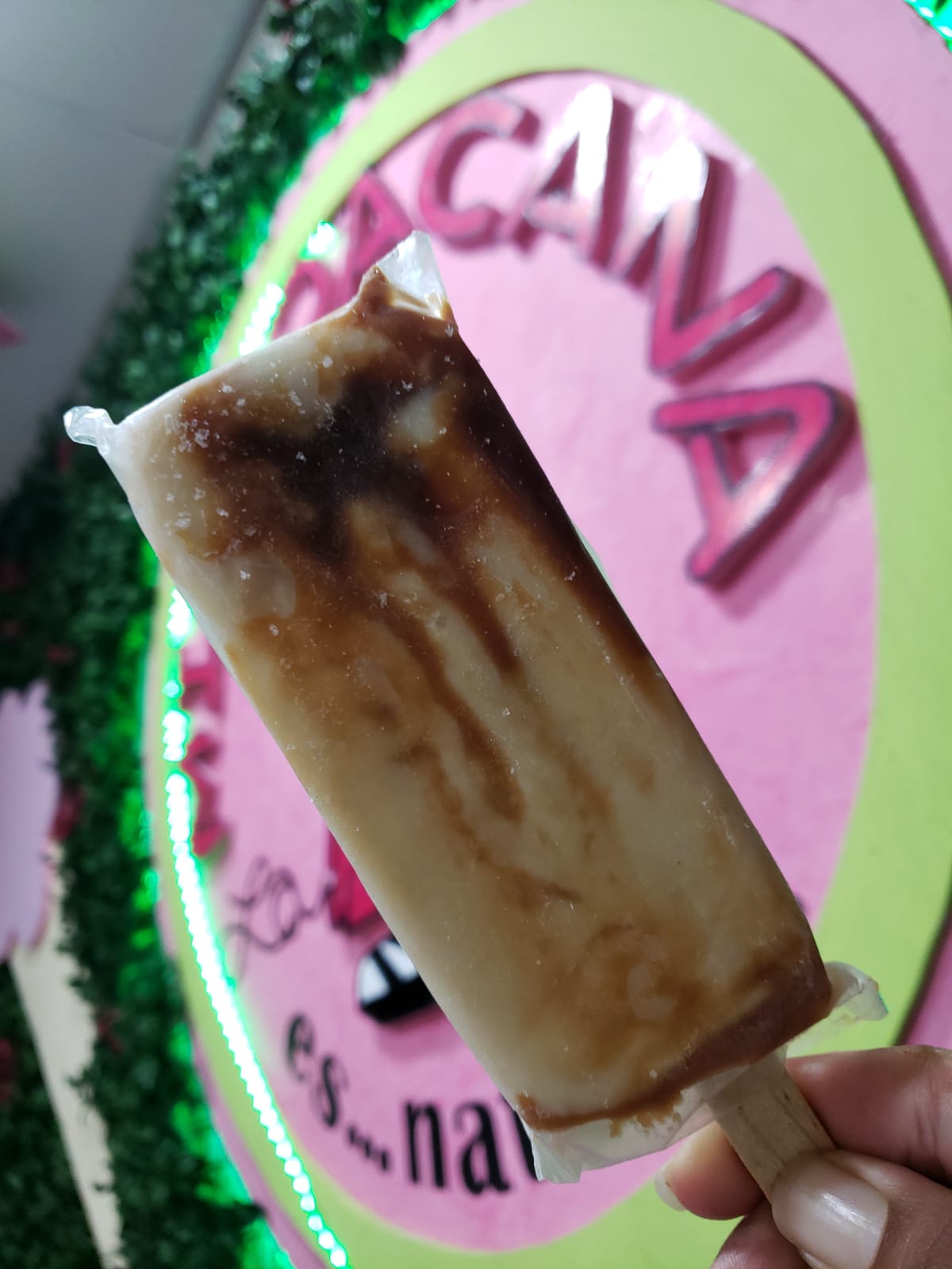 Paletas de Cajeta