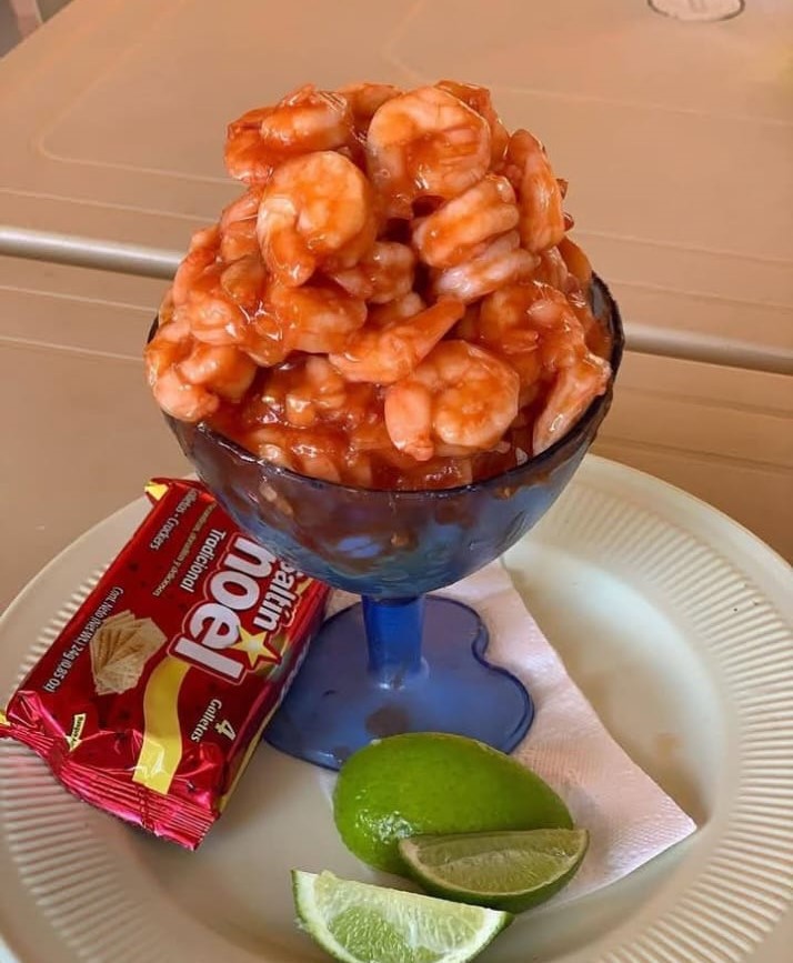 COCTEL PALMITO Y CAMARON GRANDE+ postobon mini