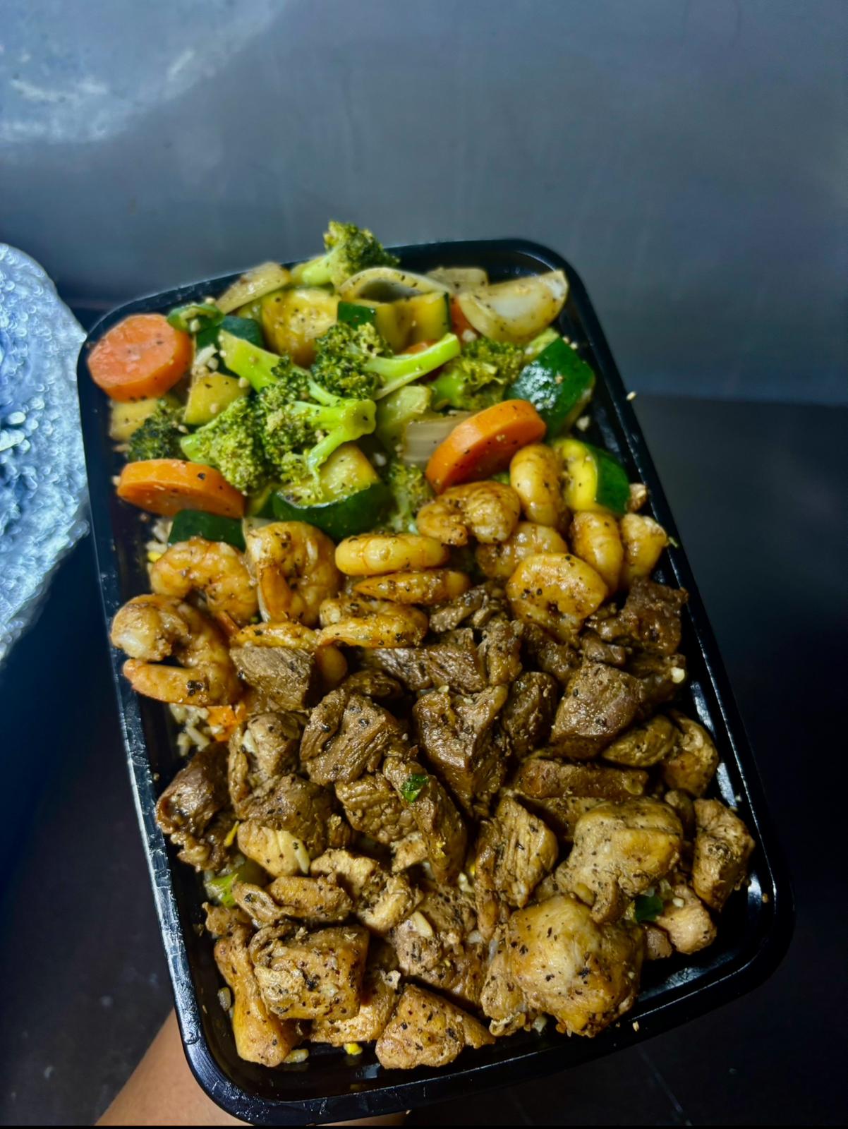 Teppanyaki NY Steak Pollo Camarón
