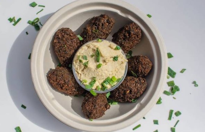 Falafel con Hummus (6uds)