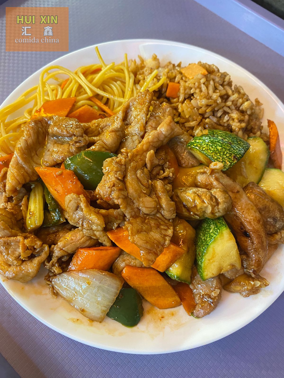 Carné  Picante + Pollo Con Vegetales