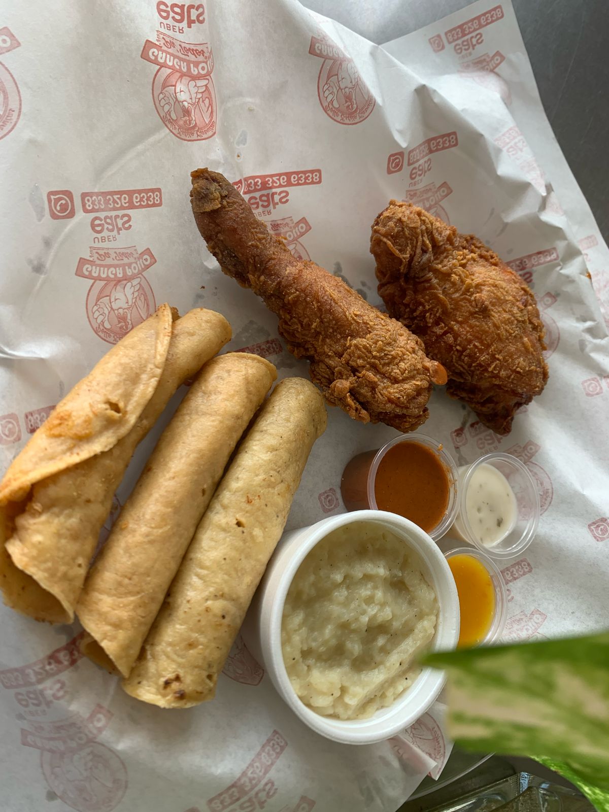 Pollo Crujiente Pierna y Muslo