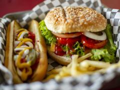 Combo 1 Hamburguesa, 1 Hot Dog y 1 Papas