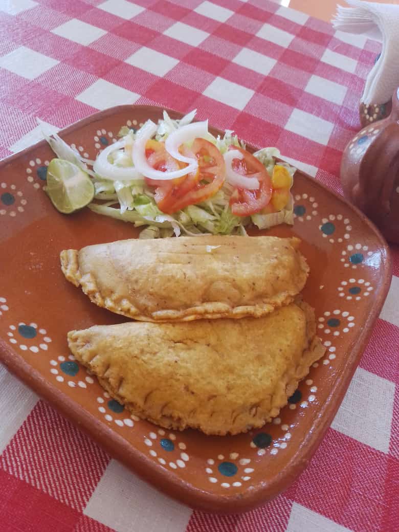 Quesadilla Dorada C/Guiso 1 Pza