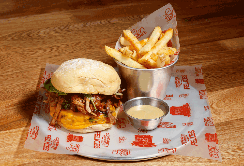 Pulled Pork Burger y Papas
